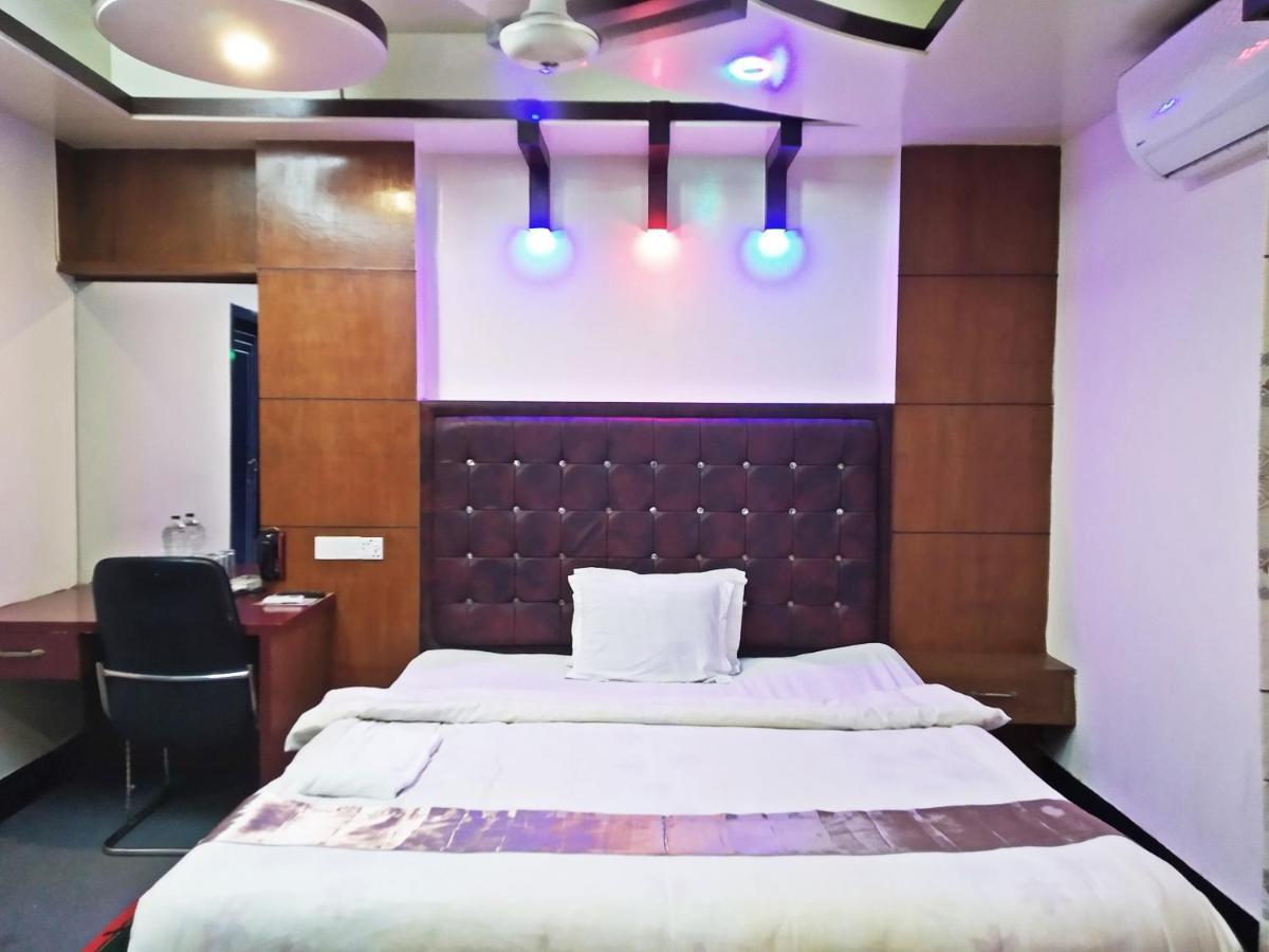 Hotel Blue Bird Dakka Kültér fotó